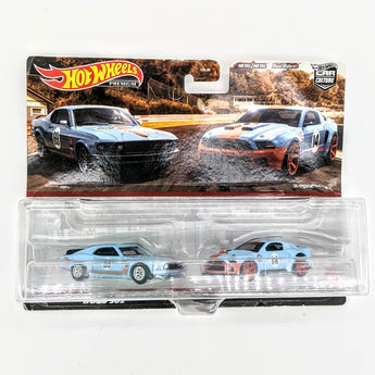 Hot Wheels HKF58 Premium 2-Pack 1969 Ford Mustang BOSS 302/2014 Custom Mustang