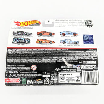 Hot Wheels HKF58 Premium 2-Pack 1969 Ford Mustang BOSS 302/2014 Custom Mustang